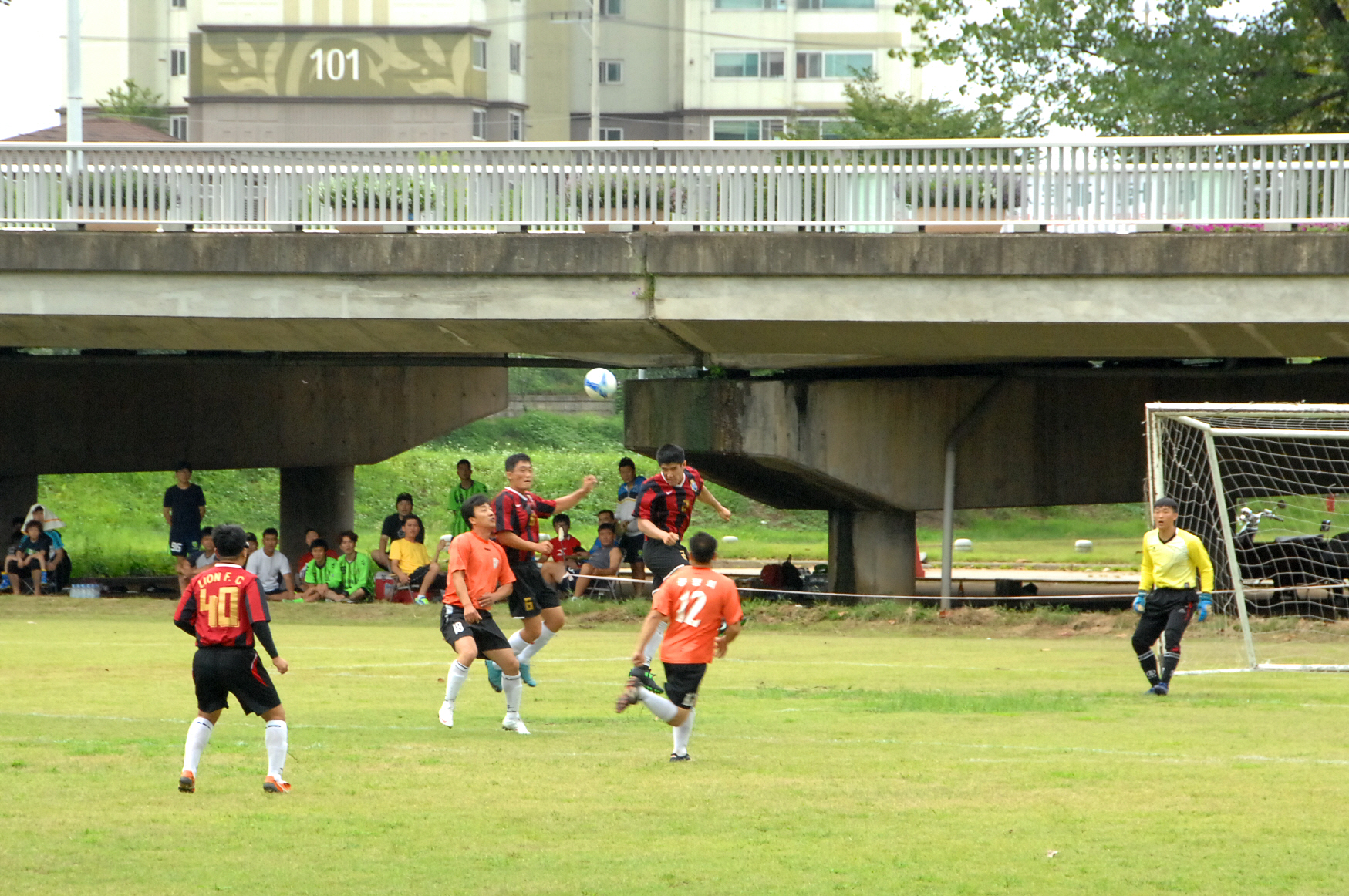 광복절 기념 축구대회 열려